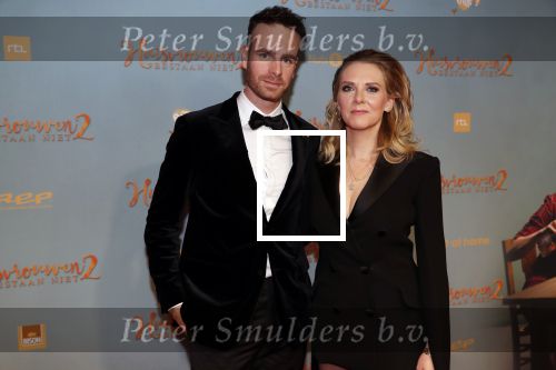 Amsterdam 9 december 2019
Premiere huisvrouwen bestaan niet deel II in tuschinski.
Jelka v Houten kwam met vriend Henri v Loon