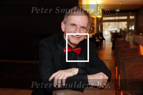 Den Haag 16 december 2019
De society lunch in hotel crown plaza . Johan Vlemmix kwam met een vriendin