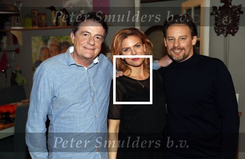 Amsterdam 12 december 2019
Presentatie nieuwe cast GTST Tamara Brinkman, Johnny Kraaijkamp jr. met hond Dolly, Noa Zwan, Cas Jansen, Sophie Bouquet en Tommy van Lent Bertrie Wierenga en Ferri Somogyi