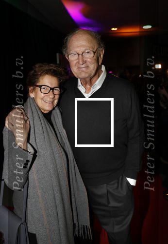 Amsterdam 22 december 2019
RTL Christmas show in de ziggo Dome. Joop en Janine v d Ende . Joop is 15 kg afgevallen