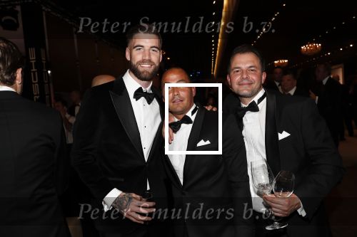 Amsterdam 12 december 2019
Luxury fair LXRY in de rai. Lars Veldwijk met vrienden