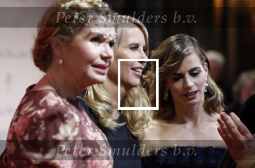 Amsterdam 16 december 2019
Premiere April may June in het deLamar theater met oa in de hoofdrollen Linda de Mol Elise Schaap en Tjitske Reidinga.