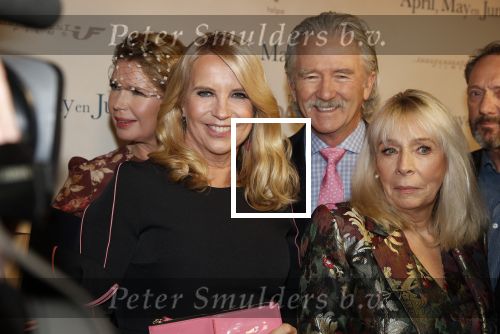 Amsterdam 16 december 2019
Premiere April may June in het deLamar theater met oa in de hoofdrollen Linda de Mol Elise Schaap en Tjitske Reidinga.