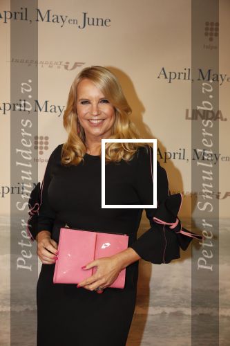 Amsterdam 16 december 2019
Premiere April may June in het deLamar theater met oa in de hoofdrollen Linda de Mol Elise Schaap en Tjitske Reidinga.