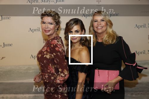 Amsterdam 16 december 2019
Premiere April may June in het deLamar theater met oa in de hoofdrollen Linda de Mol Elise Schaap en Tjitske Reidinga.