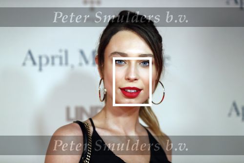 Amsterdam 16 december 2019
Premiere April may June in het deLamar theater met oa in de hoofdrollen Linda de Mol Elise Schaap en Tjitske Reidinga. Loiza lamers kwam met een vriendin