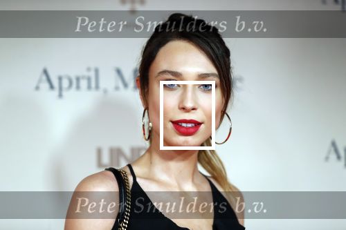 Amsterdam 16 december 2019
Premiere April may June in het deLamar theater met oa in de hoofdrollen Linda de Mol Elise Schaap en Tjitske Reidinga. Loiza lamers kwam met een vriendin