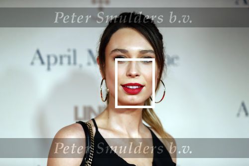 Amsterdam 16 december 2019
Premiere April may June in het deLamar theater met oa in de hoofdrollen Linda de Mol Elise Schaap en Tjitske Reidinga. Loiza lamers kwam met een vriendin