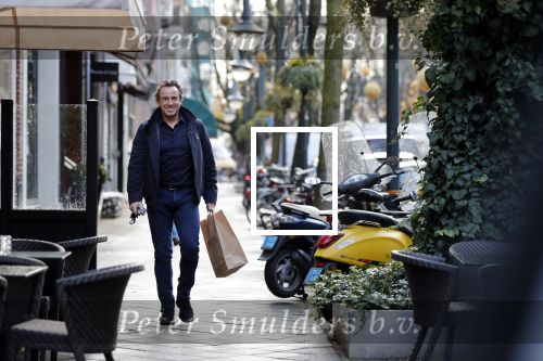 Amsterdam 9 december 2019
Marco Borsato heeft cadeau voor zijn vrouw Leontine gekocht.