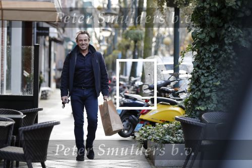 Amsterdam 9 december 2019
Marco Borsato heeft cadeau voor zijn vrouw Leontine gekocht.