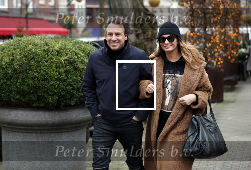 Amsterdam 14 december 2019
Marco Borsato en Leontine Borsato in amsterdam zuid.