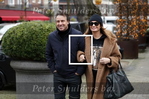 Amsterdam 14 december 2019
Marco Borsato en Leontine Borsato in amsterdam zuid.