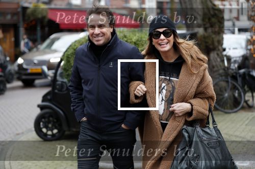 Amsterdam 14 december 2019
Marco Borsato en Leontine Borsato in amsterdam zuid.