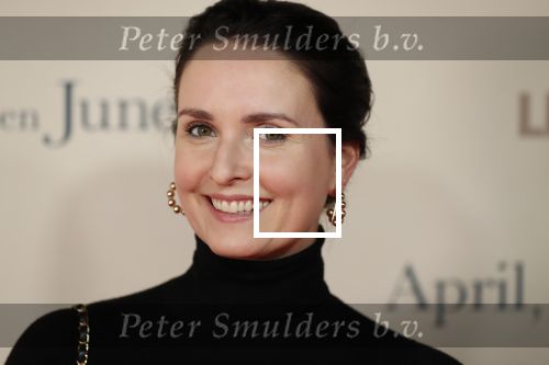Amsterdam 16 december 2019
Premiere April may June in het deLamar theater met oa in de hoofdrollen Linda de Mol Elise Schaap en Tjitske Reidinga. Marie Claire Witlox