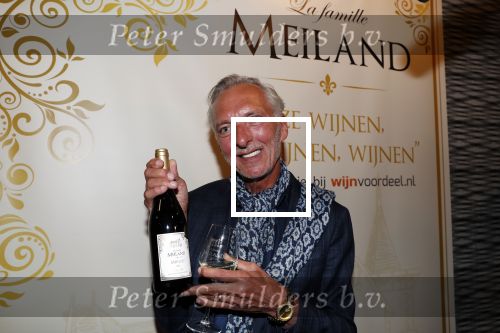 Noordwijk 13 decemnber 2019
Martien Meiland, moeder Erica, dochter Maxime, kleindochter Claire en dochter Montana tijdens de presentatie van de nieuwe wijncollectie van de familie Meiland. De bekende tv-familie brengt drie wijnen uit, onder de naam La Famille Meiland