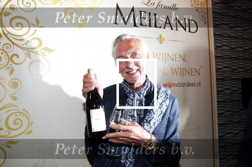 Noordwijk 13 decemnber 2019
Martien Meiland, moeder Erica, dochter Maxime, kleindochter Claire en dochter Montana tijdens de presentatie van de nieuwe wijncollectie van de familie Meiland. De bekende tv-familie brengt drie wijnen uit, onder de naam La Famille Meiland