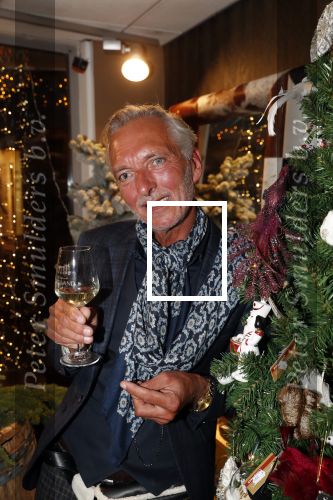 Noordwijk 13 decemnber 2019
Martien Meiland, moeder Erica, dochter Maxime, kleindochter Claire en dochter Montana tijdens de presentatie van de nieuwe wijncollectie van de familie Meiland. De bekende tv-familie brengt drie wijnen uit, onder de naam La Famille Meiland