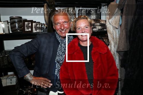 Noordwijk 13 decemnber 2019
Martien Meiland, moeder Erica, dochter Maxime, kleindochter Claire en dochter Montana tijdens de presentatie van de nieuwe wijncollectie van de familie Meiland. De bekende tv-familie brengt drie wijnen uit, onder de naam La Famille Meiland