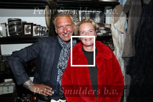 Noordwijk 13 decemnber 2019
Martien Meiland, moeder Erica, dochter Maxime, kleindochter Claire en dochter Montana tijdens de presentatie van de nieuwe wijncollectie van de familie Meiland. De bekende tv-familie brengt drie wijnen uit, onder de naam La Famille Meiland