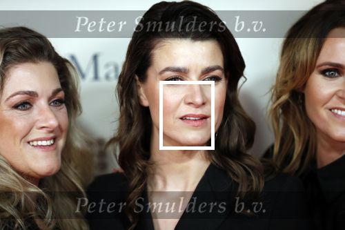 Amsterdam 16 december 2019
Premiere April may June in het deLamar theater met oa in de hoofdrollen Linda de Mol Elise Schaap en Tjitske Reidinga. Merel Westrik kwam met haar zus en een vriendin