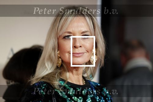 Amsterdam 16 december 2019
Premiere April may June in het deLamar theater met oa in de hoofdrollen Linda de Mol Elise Schaap en Tjitske Reidinga. model