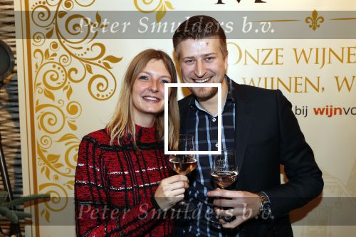 Noordwijk 13 decemnber 2019
Martien Meiland, moeder Erica, dochter Maxime, kleindochter Claire en dochter Montana tijdens de presentatie van de nieuwe wijncollectie van de familie Meiland. De bekende tv-familie brengt drie wijnen uit, onder de naam La Famille Meiland