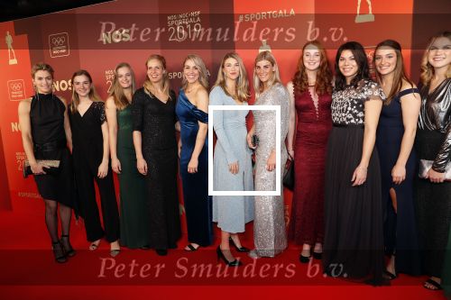 Amsterdam 18 december 2019
Sportman/ sportvrouw van het jaar gala in AFAS live ( Sportgala)
Nederlands dames handbalteam werd gekozen tot sportploeg van het jaar