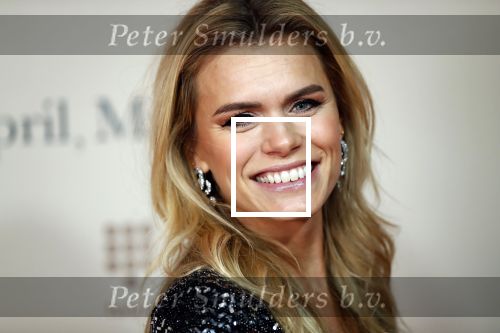 Amsterdam 16 december 2019
Premiere April may June in het deLamar theater met oa in de hoofdrollen Linda de Mol Elise Schaap en Tjitske Reidinga. Nicolette v dam