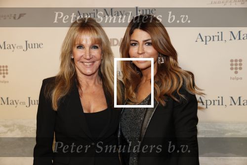 Amsterdam 16 december 2019
Premiere April may June in het deLamar theater met oa in de hoofdrollen Linda de Mol Elise Schaap en Tjitske Reidinga. Olcay Gulsen en Xenia Kasper