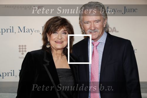 Amsterdam 16 december 2019
Premiere April may June in het deLamar theater met oa in de hoofdrollen Linda de Mol Elise Schaap en Tjitske Reidinga. Olga Zuiderhoek en Patrick Duffy