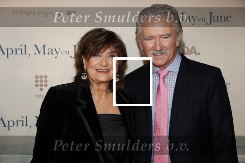 Amsterdam 16 december 2019
Premiere April may June in het deLamar theater met oa in de hoofdrollen Linda de Mol Elise Schaap en Tjitske Reidinga. Olga Zuiderhoek en Patrick Duffy