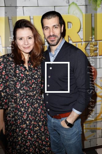 Amsterdam 9 december 2019
Premiere Jon v Eerd in de Meervaart. Oren Schrijver en Celine Purcell