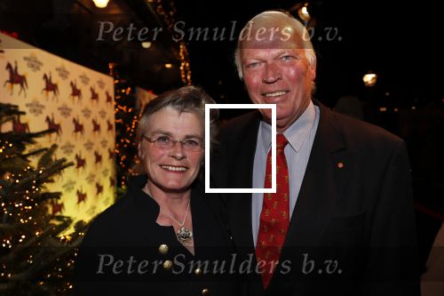 Amsterdam 19 december 2019
Premiere kerstcircus in Carre. oud directeur carre met vrouw