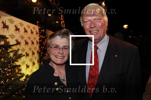 Amsterdam 19 december 2019
Premiere kerstcircus in Carre. oud directeur carre met vrouw