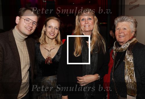 Amsterdam 19 december 2019
Premiere kerstcircus in Carre. Pammy Boltini met zoon Angelo en familie