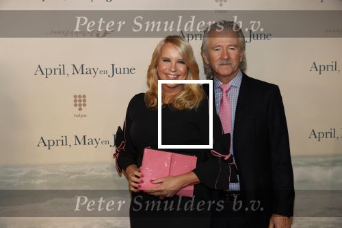 Amsterdam 16 december 2019
Premiere April may June in het deLamar theater met oa in de hoofdrollen Linda de Mol Elise Schaap en Tjitske Reidinga. Patrick Duffy
