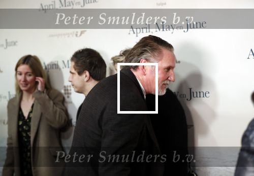 Amsterdam 16 december 2019
Premiere April may June in het deLamar theater met oa in de hoofdrollen Linda de Mol Elise Schaap en Tjitske Reidinga. Peter Blok