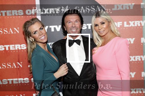 Amsterdam 12 december 2019
Luxury fair LXRY in de rai. Peter Merksteijn met vrouw en dochter Stephanie