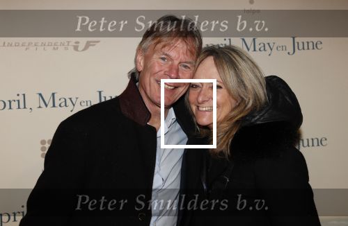 Amsterdam 16 december 2019
Premiere April may June in het deLamar theater met oa in de hoofdrollen Linda de Mol Elise Schaap en Tjitske Reidinga. Rene Oosterman met zijn vrouw