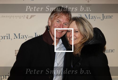 Amsterdam 16 december 2019
Premiere April may June in het deLamar theater met oa in de hoofdrollen Linda de Mol Elise Schaap en Tjitske Reidinga. Rene Oosterman met zijn vrouw