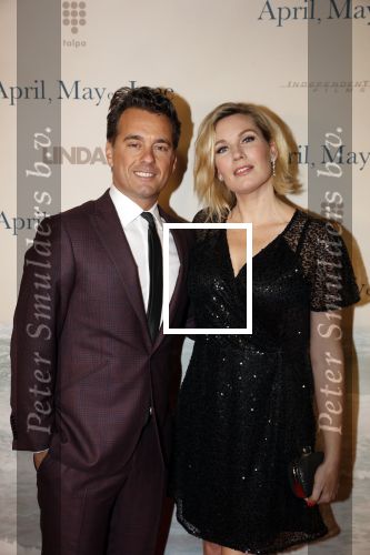 Amsterdam 16 december 2019
Premiere April may June in het deLamar theater met oa in de hoofdrollen Linda de Mol Elise Schaap en Tjitske Reidinga. Rik v d Westelaken kwam met Marlijn Weerdenburg