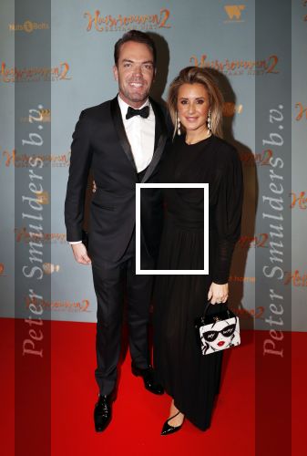 Amsterdam 9 december 2019
Premiere huisvrouwen bestaan niet deel II in tuschinski.
Robert Doornbos met zijn vriendin Chantal Bles