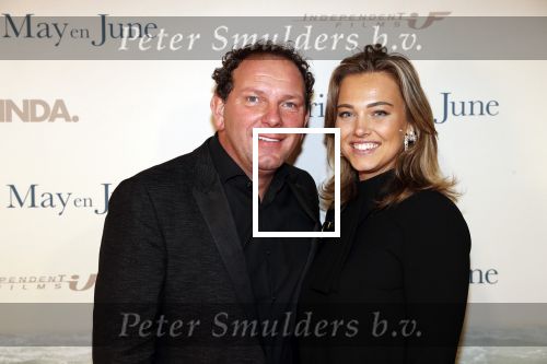 Amsterdam 16 december 2019
Premiere April may June in het deLamar theater met oa in de hoofdrollen Linda de Mol Elise Schaap en Tjitske Reidinga. Robert Leroy met zijn vriendin Jamie