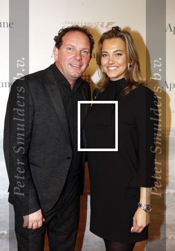 Amsterdam 16 december 2019
Premiere April may June in het deLamar theater met oa in de hoofdrollen Linda de Mol Elise Schaap en Tjitske Reidinga. Robert Leroy met zijn vriendin Jamie