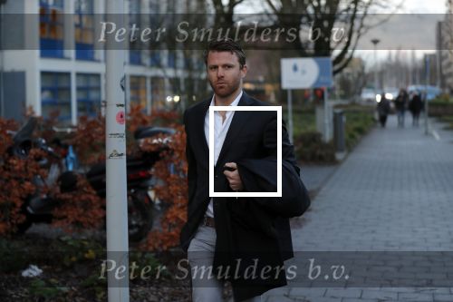Amsterdam 12 december 2019
Bridget Maasland heeft rechtszaak aangespannen tegen weekblad Prive/ de telegraaf ivm een artikel daarin. Peter R de Vries en zijn zoon Royce zijn aanwezig aangezien Royce de advocaat van Bridget is.