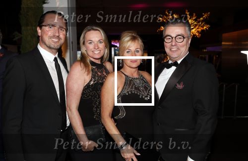 Amsterdam 12 december 2019
Luxury fair LXRY in de rai. Ruud Schildknegt  met vrouw en vrienden