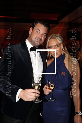 Amsterdam 12 december 2019
Luxury fair LXRY in de rai. Sandra Masmeijer met dochter en schoonzoon