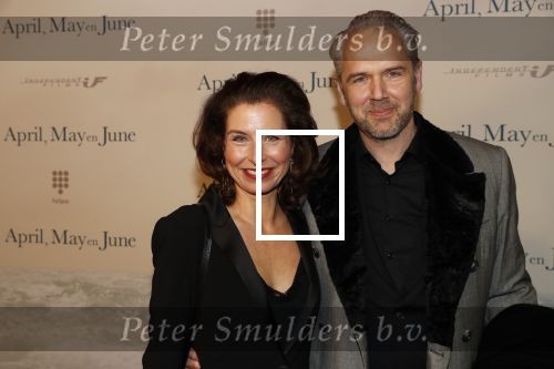 Amsterdam 16 december 2019
Premiere April may June in het deLamar theater met oa in de hoofdrollen Linda de Mol Elise Schaap en Tjitske Reidinga. Sandra Mattie met partner