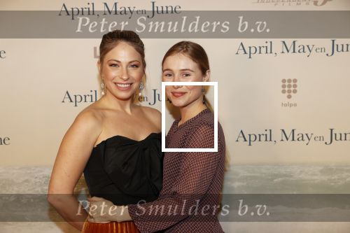 Amsterdam 16 december 2019
Premiere April may June in het deLamar theater met oa in de hoofdrollen Linda de Mol Elise Schaap en Tjitske Reidinga. Sarah Chronis en Sigrid ten Napel