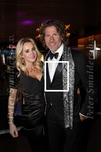 Amsterdam 12 december 2019
Luxury fair LXRY in de rai. Sonja Bakker met partner Barrie v Suijdam